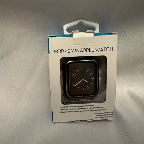 Brand New Apple Watch 42mm Hard Shell Case Black - Picture 2 of 3